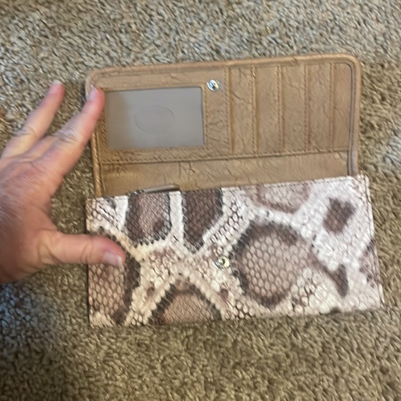 Miche Wallet - Picture 3 of 4